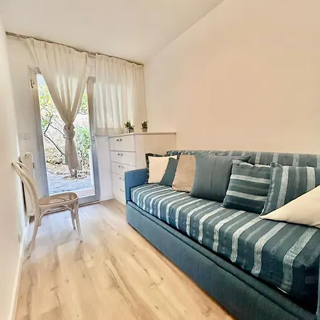 Terrazza Bellavista Con 2 로퀴에브륀캡마르탱