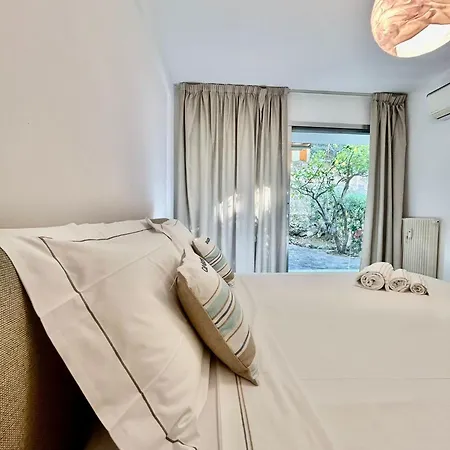 Terrazza Bellavista Con 2 * روكوبرُن كاب مارتي
